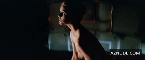 TERRI WELLES Nude AZNude