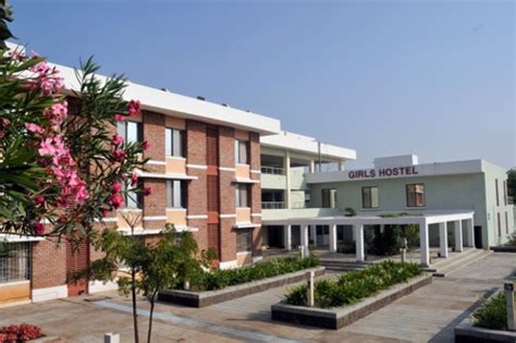 Siu Symbiosis International University Lavale Pune Courses Fees