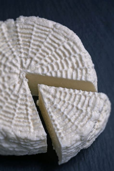 What Does Goat Cheese Taste Like Goat Cheese Taste Answered