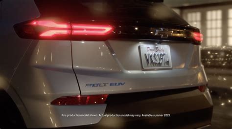 2022 Chevy Bolt Euv Taillight Design Revealed Video Gm Authority