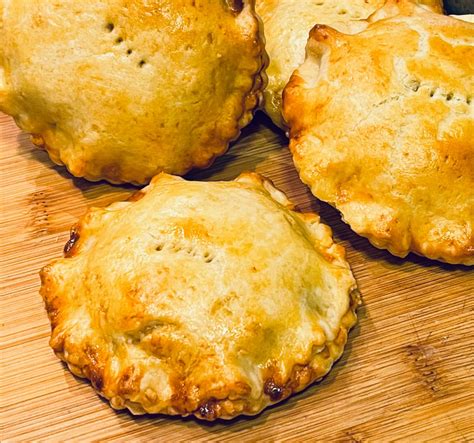 Roast Chicken Pie Mini Food And Drinks Homemade Bakes On Carousell