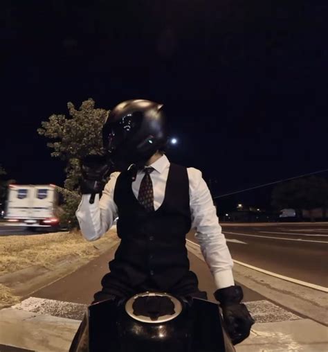 Pin By Ilayda Can On Bike R In Hot Biker Guys Motorcycle Guy Biker Love