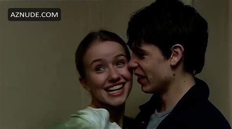 SAMMY WINWARD Nude AZNude