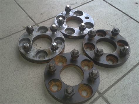 Продам!Проставки—перезодники с 4х98 на 4х100 — Lada 21065, 1,6 л, 1995 ...