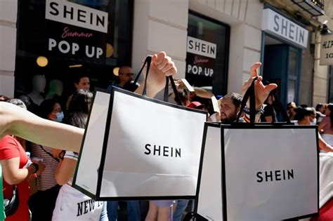 Shein Como funciona o novo e polémico gigante da moda Dinheiro SÁBADO