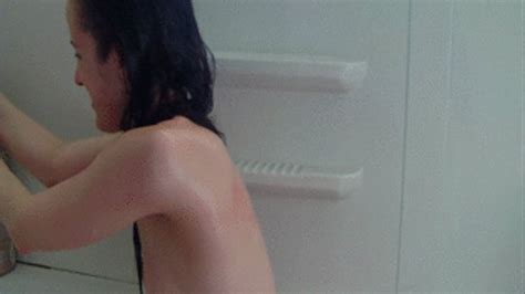 Taking A Bath And Washing Her Hair Kinky Lemon S Hot Spot Clips Sale