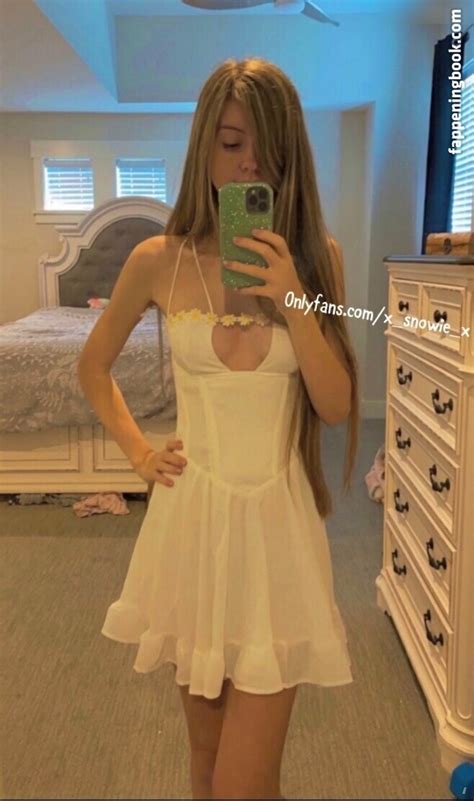 Snowie Nude OnlyFans Leaks Fappening FappeningBook