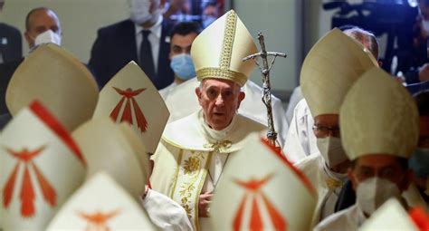 Papa Francisco En Vivo En Irak El Papa Celebra Su Primera Misa P Blica