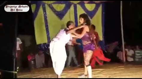 Full Open Bhojpuri Hot And Sexy Arkestra Midnight Hungama Recording Dance P Youtube