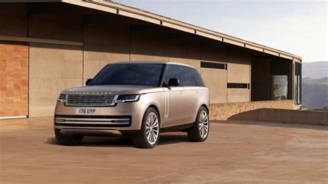 Range Rover Super Luxury SUV Prices Slashed By A Whopping Rs 56 Lakh