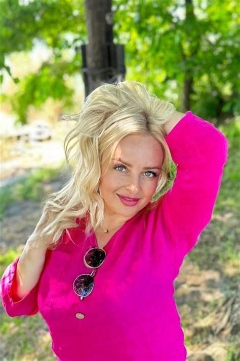 Wonderful Svitlana 48 Y O From Dnepr With Blonde Hair ID 288449