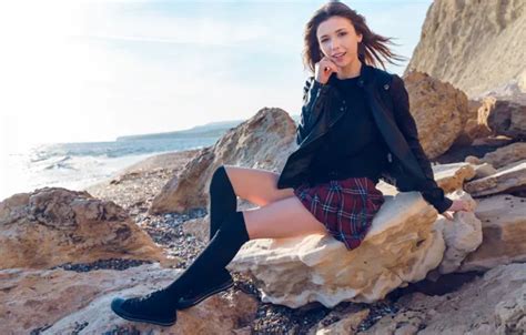 Wallpaper Beach Sky Ocean Nature Brunette Gorgeous Posing Beautiful Face For Mobile And