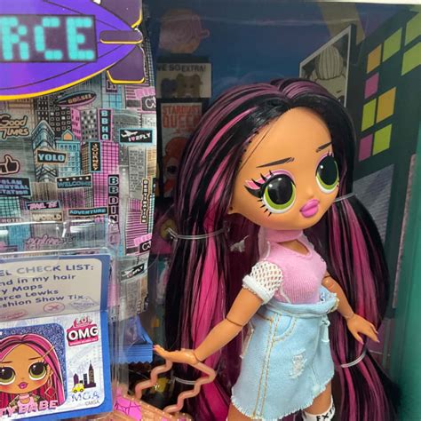Lol Surprise Omg World Travel City Babe Fashion Doll With Surprises X