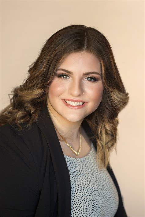 Savannah Wildfong | Blackrock Real Estate | Broker Associate