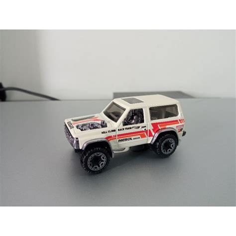 Hot Wheels Nissan Patrol Custom Shopee Malaysia