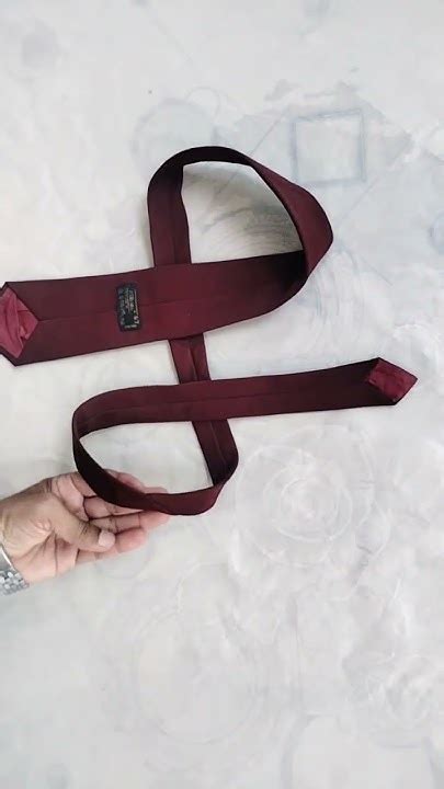 Simple Tie Knot Youtube