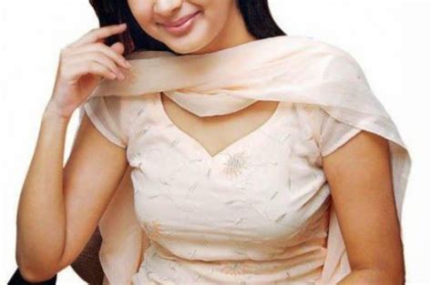 Tamil Actress Kanika Latest Hot Stills 254197 Galleries HD Images