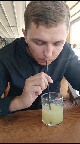 Чисто свежевыжатый сок лимона))) - YouTube