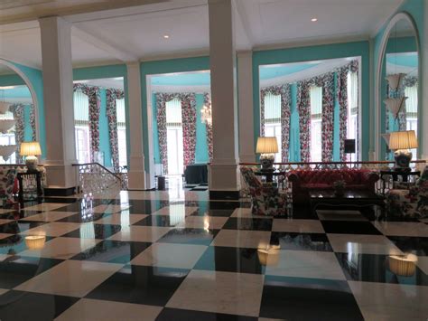 The hidden White Sulphur Springs bunker secret that tourists never see 6