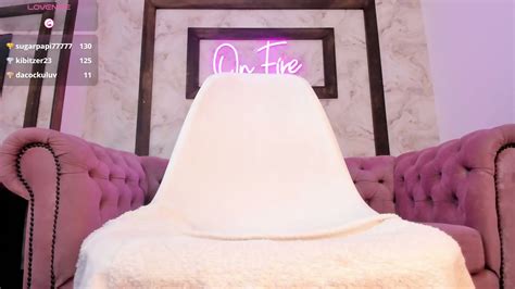 Emma Shows Her Pussy