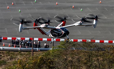 空のモビリティ Joby S4 | トヨタ自動車株式会社 公式企業サイト