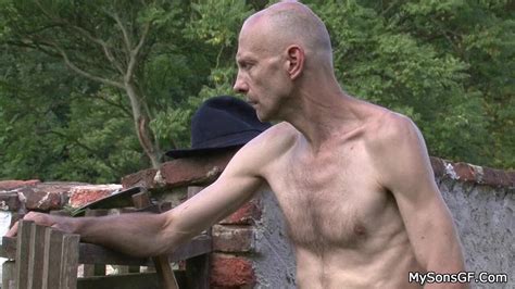 Xvideos Woman Masturbating Slut Masturbating In The Bush Outdoors Cnn Amador