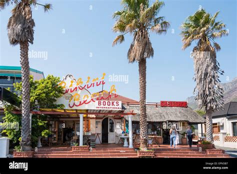 Young teen bikini beach Fotos und Bildmaterial in hoher Auflösung Alamy