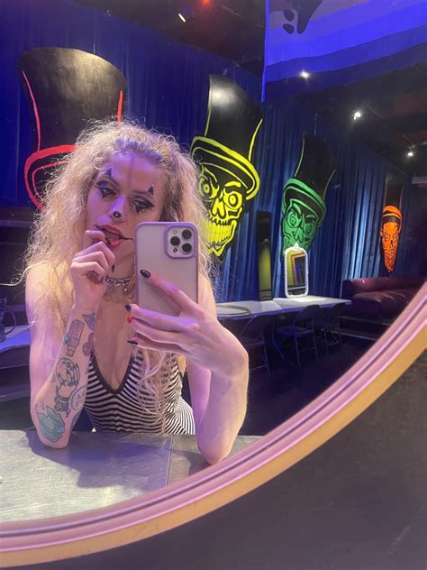 Sorry Im Not Naked Just Thought I Looked Cute Last Night R Prettyaltgirls