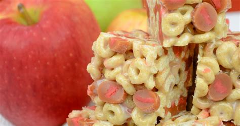 Recipe Crispy Caramel Apple Cereal Bars Cow Tales®