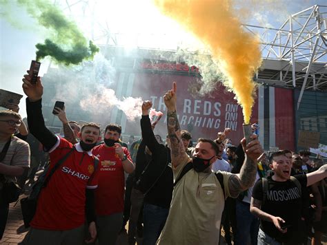 Manchester United fans must keep anti-Glazer protest ‘peaceful’, says