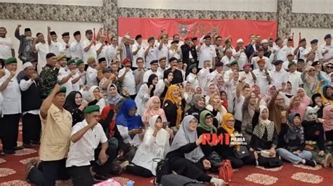 forum purnawirawan prajurit tni usul gibran diganti  respons golkar