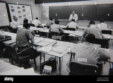 Classroom 1970s High School Hi Res Stock Photography And Images Alamy