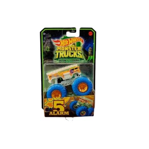 Hot Wheels Monster Trucks Glow In The Dark Brilha No Escuro Hcb Escolha Seu Modelo Shopee Brasil