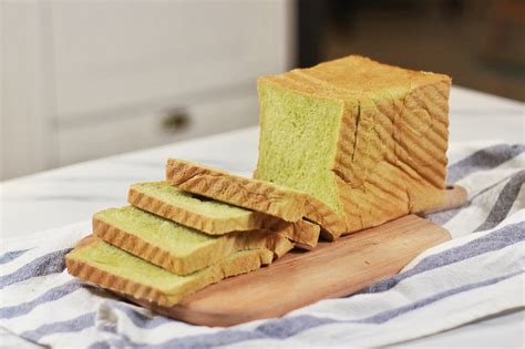 Pandan Bread 班兰吐司 Thezonghan