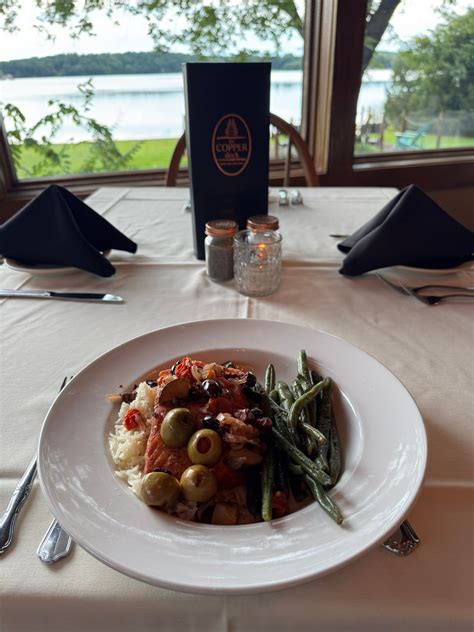 Copper Dock Restaurant | Hubertus WI