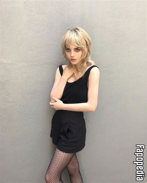 Sophie Thatcher Nude Leaks Photo Fapopedia