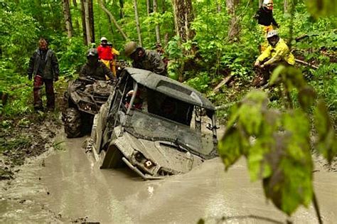 STUCK IN THE MUD PHOTO GALLERY - UTV Action Magazine