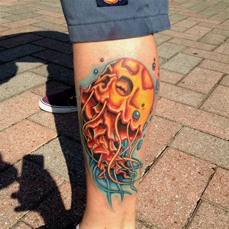 Skull Jellyfish Tattoo By Mike Ashworth Jellyfish Tattoo Tattoos Skull