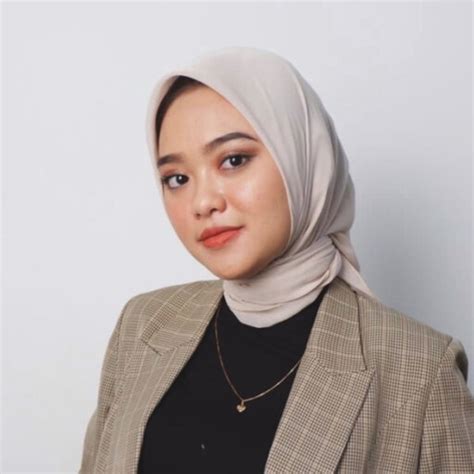 siti aisy university  indonesia depok ui department