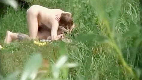 Voyeur Tapes Couple Having Sex On The Grass Watch HD Spy Camera Sex