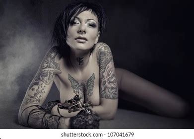 Thousand Attractive Naked Woman Tattoos Royalty Free Images Stock Photos Pictures