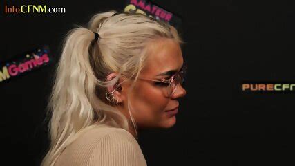 Nerdy CFNM Blonde Blowing Cock At The Job Talk