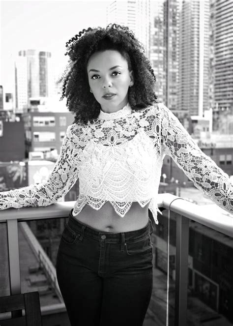 Hot Sexy Darnell Martin Bikini Pics