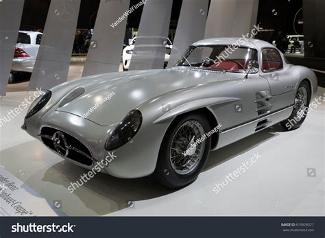 91 Mercedes Benz 300 Slr Images Stock Photos And Vectors Shutterstock
