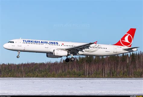 TC JRZ Turkish Airlines Airbus A321 At Helsinki Vantaa Photo ID