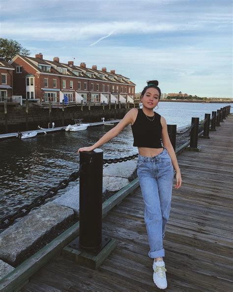 Sadie Stanley - Social Media 10/04/2019 • CelebMafia