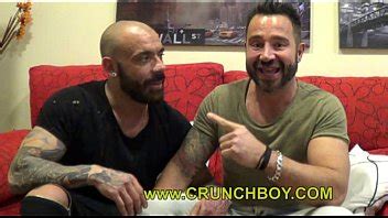 MARTIN MAZZA follado a pelo por una polla xxl española XVIDEOS