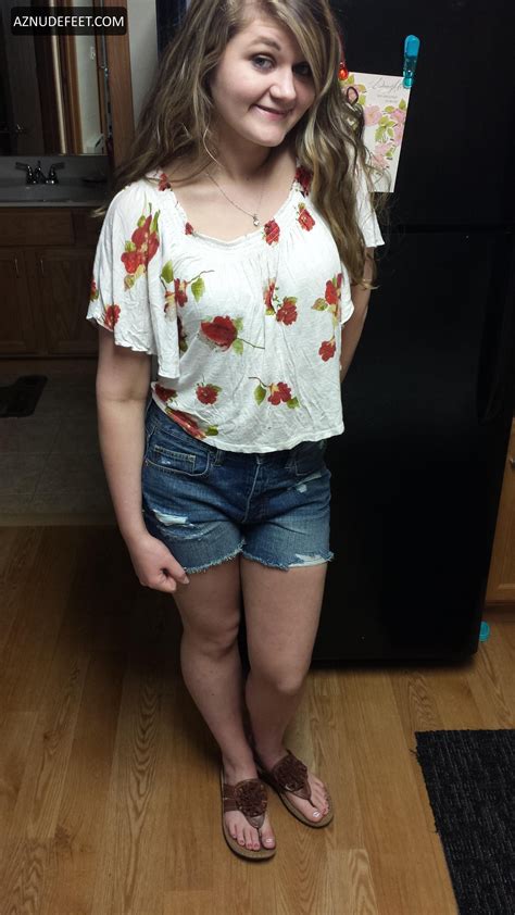 WHITNEY WISCONSIN Feet - AZNudeFeet