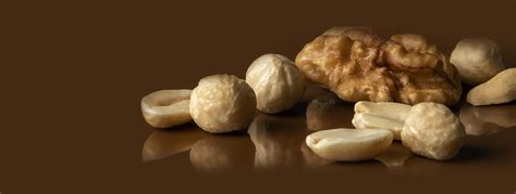 Купить орехи оптом: арахис, фундук, миндаль, кешью, фисташка. Купить ...