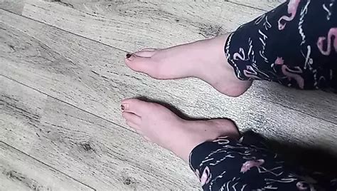 Very Beautiful Cute Legs Shemale BBW Solo Porn Feat Trandin Vladislav XHamster